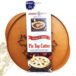Nordic Ware Reversible Apples & Leaves Pie Top Cutter NOS